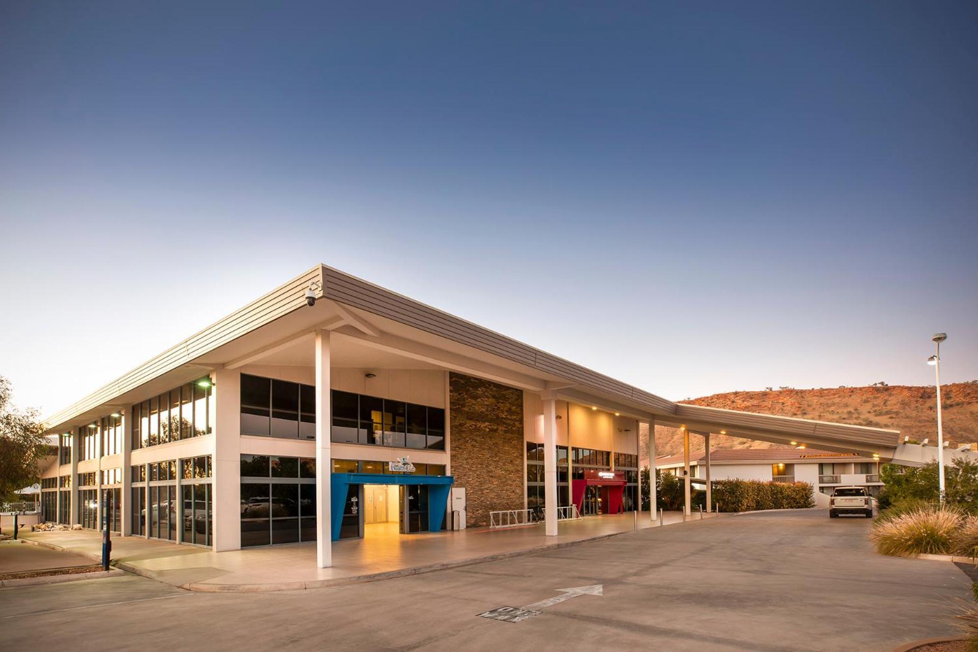 Hotel Crowne Plaza Alice Springs Lasseters Exterior foto