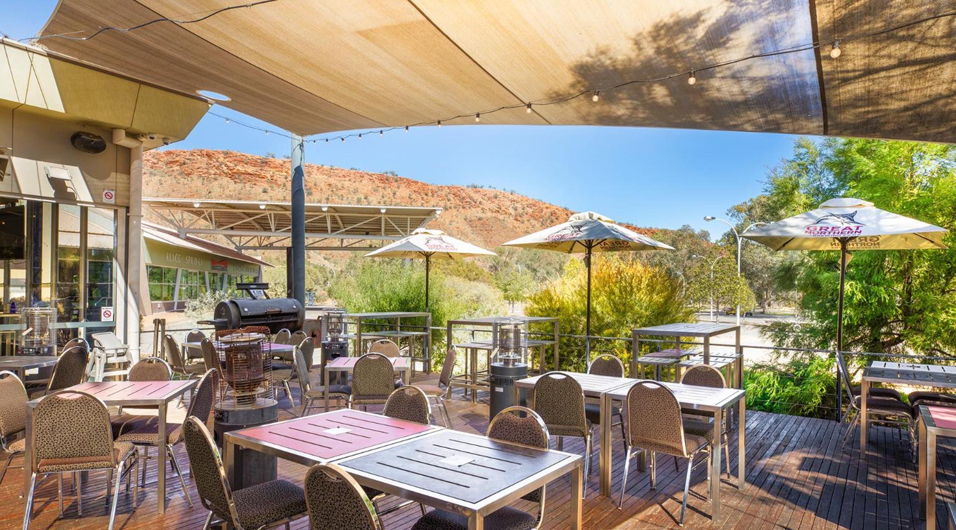 Hotel Crowne Plaza Alice Springs Lasseters Exterior foto